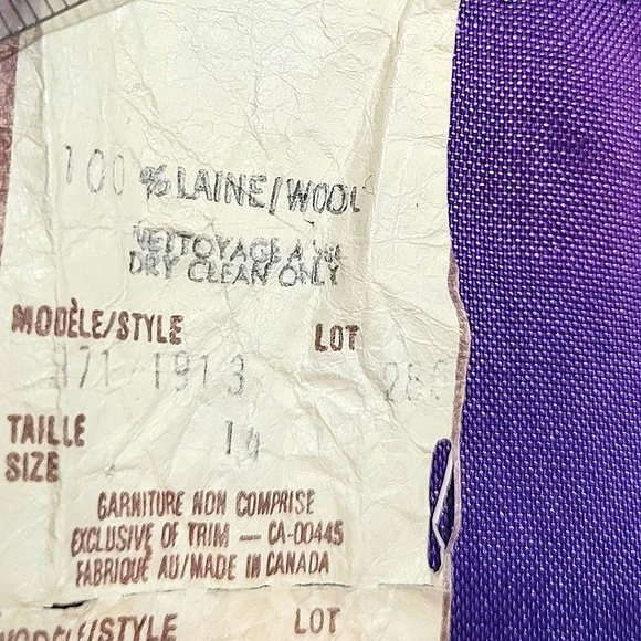 Vintage Royal Blue Midi Pencil Skirt - Made in Canada, 100% Pure Wool - Picture 8 of 9